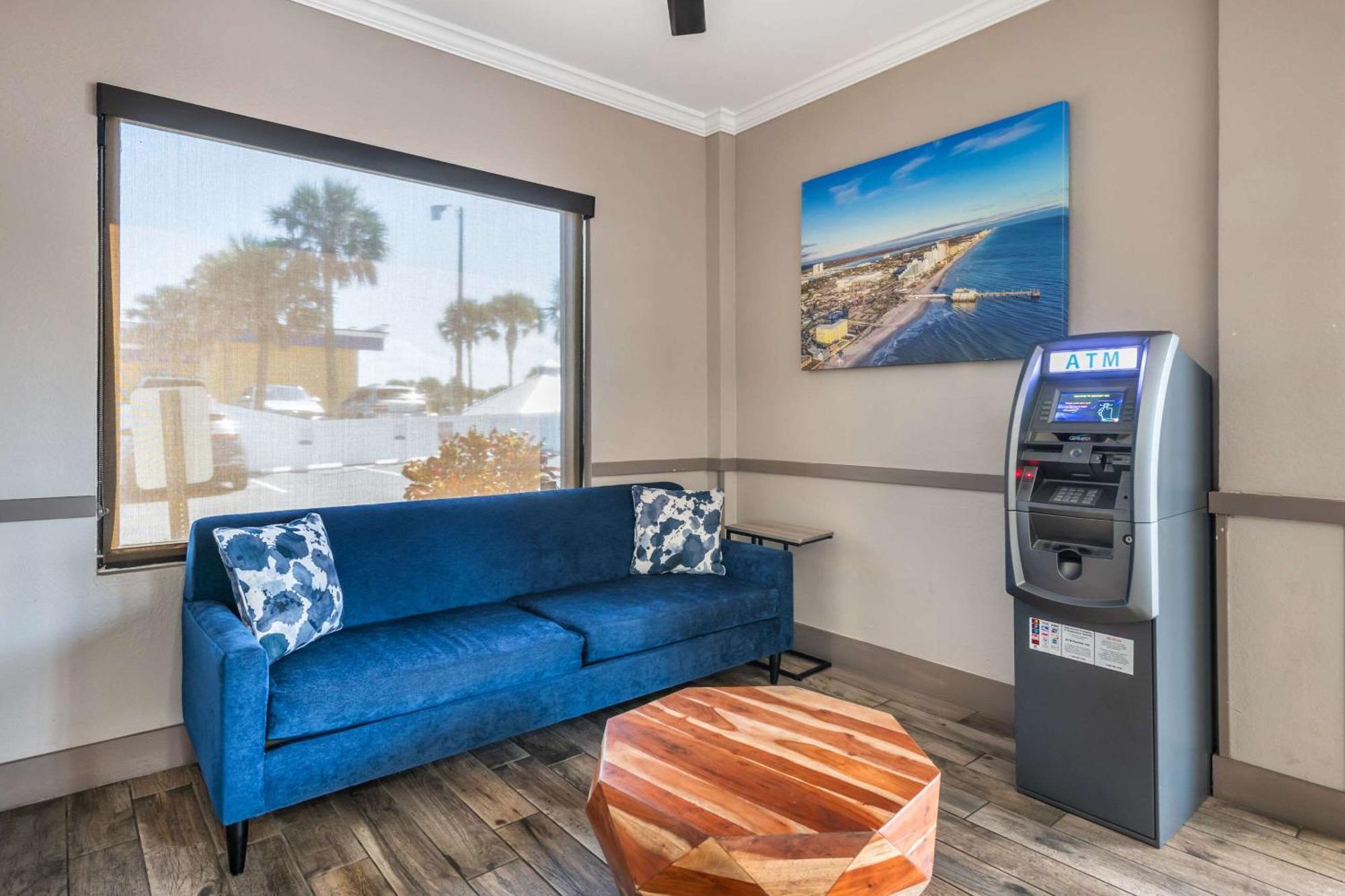 Comfort Inn & Suites Daytona Beach Oceanfront Εξωτερικό φωτογραφία