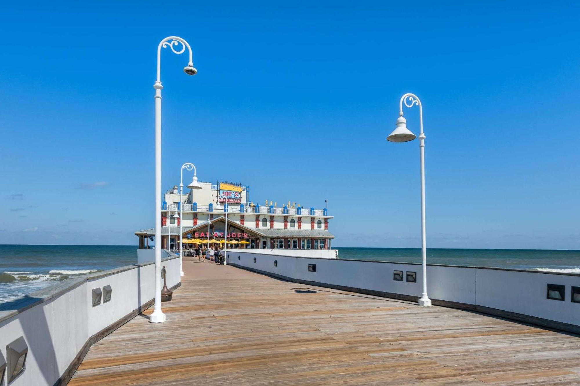 Comfort Inn & Suites Daytona Beach Oceanfront Εξωτερικό φωτογραφία